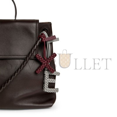 BOTTEGA VENETA LETTER E CHARM 844675V3D811501